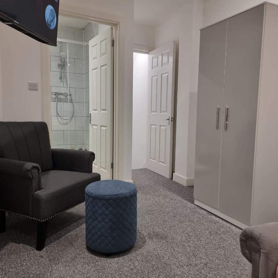 Classic 2 Bed Apartment In Oldkent Road Londres Extérieur photo